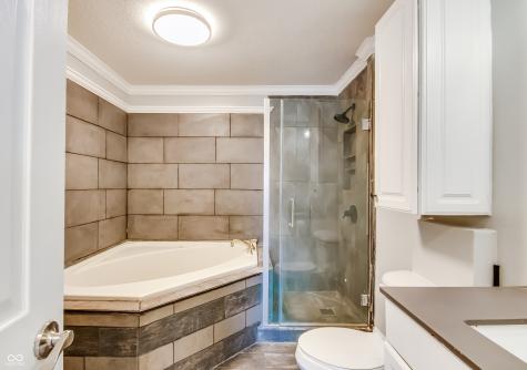 9058 Greenlee Circle Indianapolis IN 46234