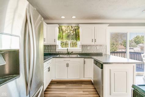 9058 Greenlee Circle Indianapolis IN 46234
