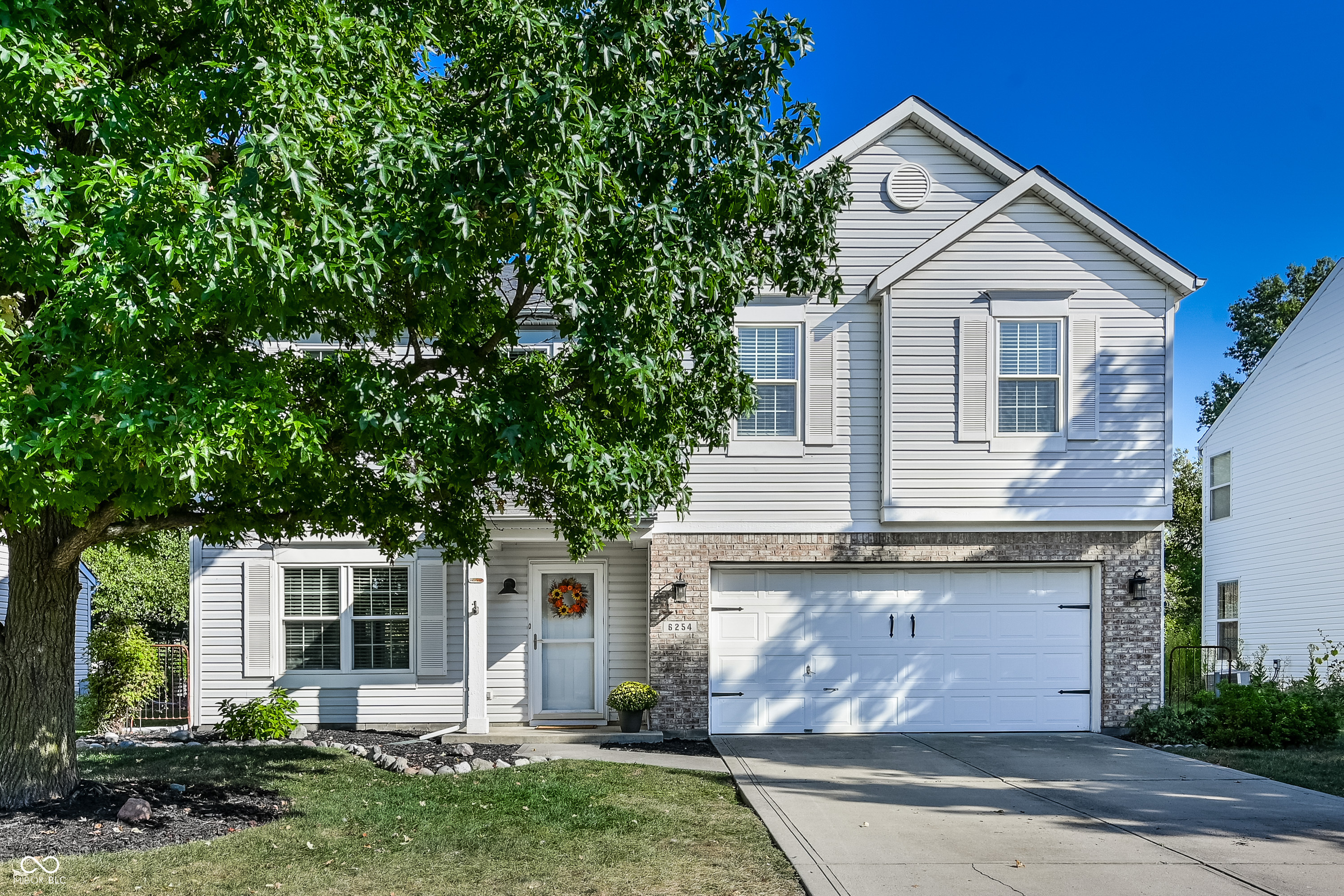 6254 Lancaster Place Zionsville IN 46077