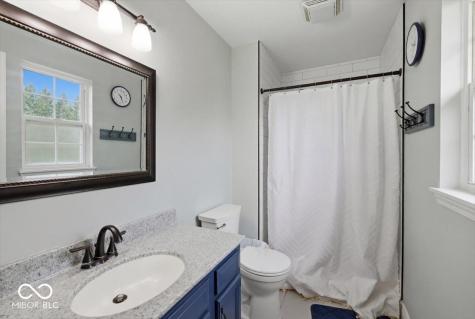18 Village Parkway Pendleton IN 46064