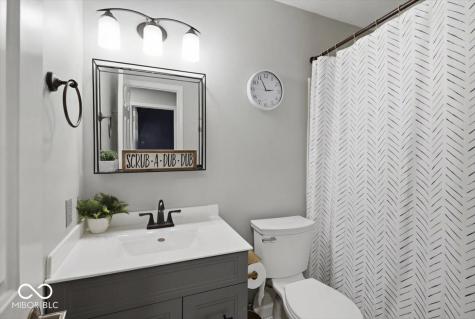 18 Village Parkway Pendleton IN 46064