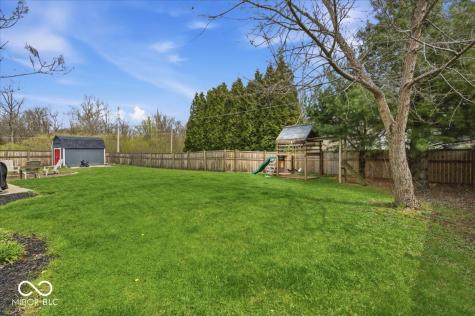 18 Village Parkway Pendleton IN 46064