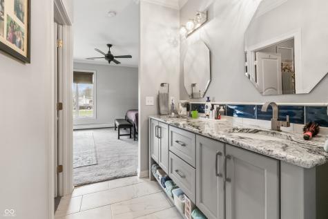 8928 Carriage Lane Indianapolis IN 46256