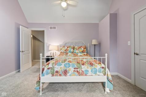 8928 Carriage Lane Indianapolis IN 46256