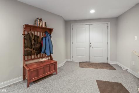 8928 Carriage Lane Indianapolis IN 46256