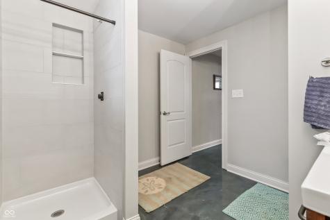 8928 Carriage Lane Indianapolis IN 46256