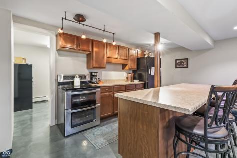8928 Carriage Lane Indianapolis IN 46256