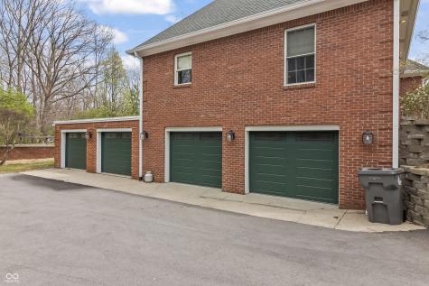 8928 Carriage Lane Indianapolis IN 46256