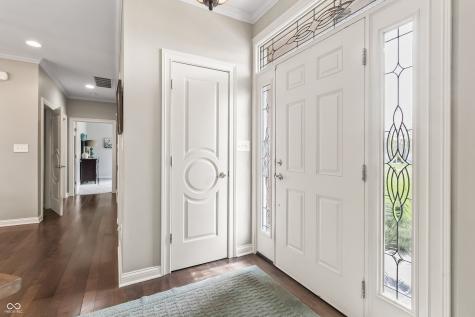 8928 Carriage Lane Indianapolis IN 46256