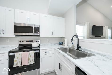 12337 River Valley Drive Fishers IN 46037