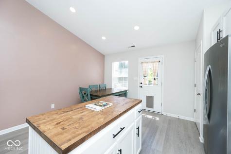 12337 River Valley Drive Fishers IN 46037