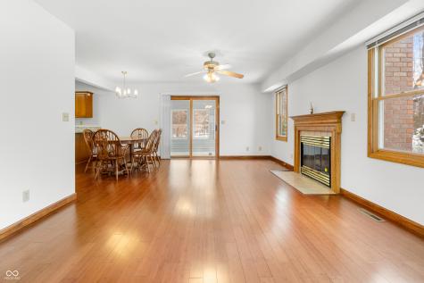 6062 Acorn Drive Columbus IN 47201