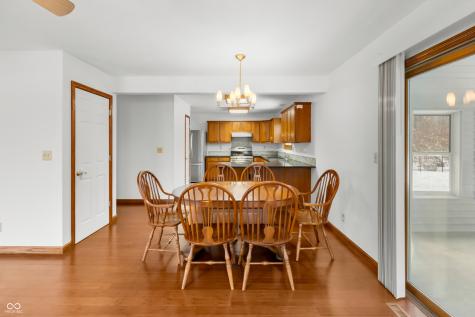 6062 Acorn Drive Columbus IN 47201