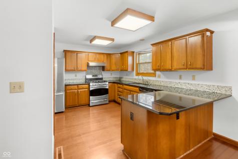 6062 Acorn Drive Columbus IN 47201