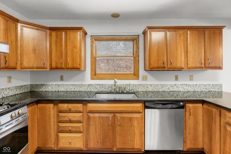 6062 Acorn Drive Columbus IN 47201