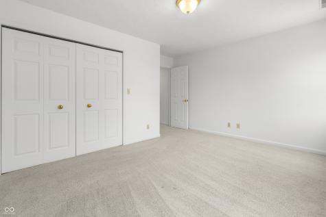 6062 Acorn Drive Columbus IN 47201