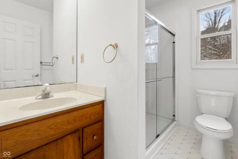 6062 Acorn Drive Columbus IN 47201