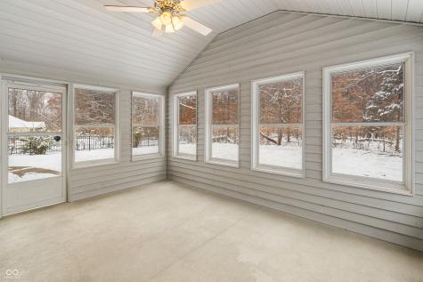 6062 Acorn Drive Columbus IN 47201