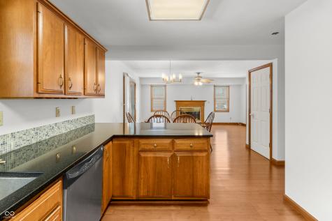 6062 Acorn Drive Columbus IN 47201