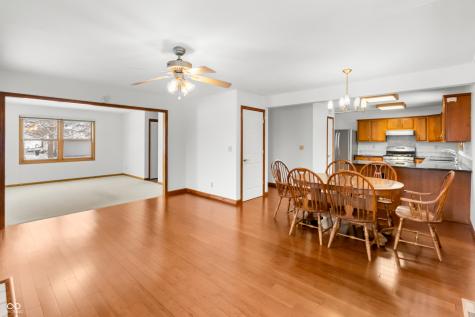 6062 Acorn Drive Columbus IN 47201