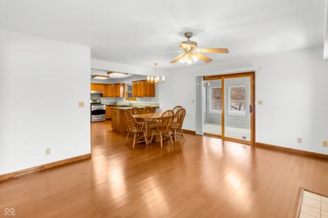 6062 Acorn Drive Columbus IN 47201