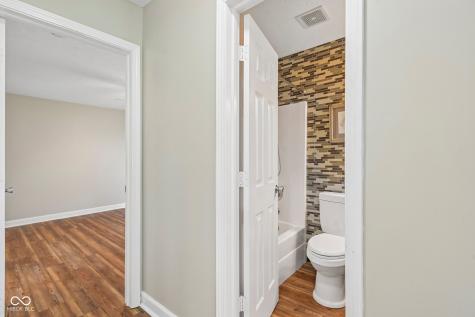 119 Village Green Drive Indianapolis IN 46227