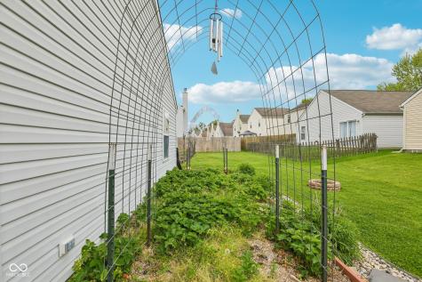 119 Village Green Drive Indianapolis IN 46227