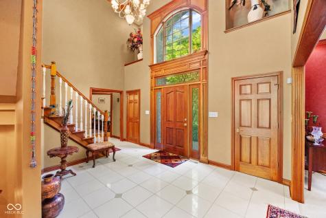 1802 Danielle Lane West Lafayette IN 47906