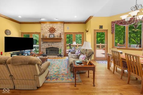 1802 Danielle Lane West Lafayette IN 47906
