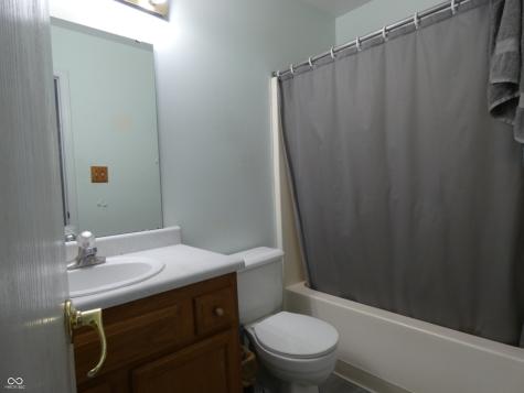 6714 Colleens Way Indianapolis IN 46221