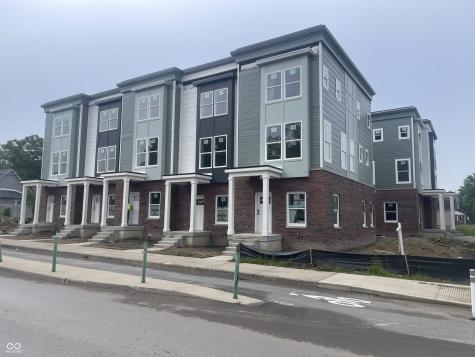 2611 E New York Street Indianapolis IN 46201