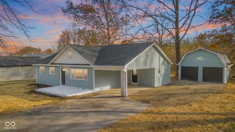 8087 W 300 S Columbus IN 47201