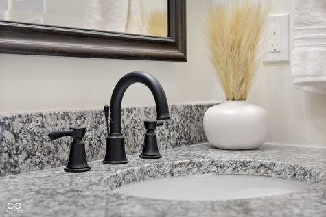 8087 W 300 S Columbus IN 47201