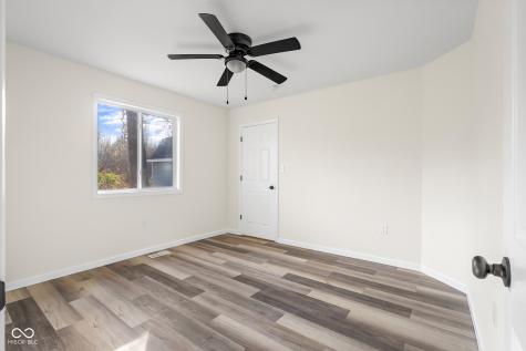 8087 W 300 S Columbus IN 47201