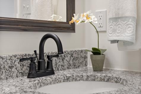 8087 W 300 S Columbus IN 47201