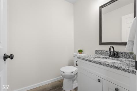 8087 W 300 S Columbus IN 47201