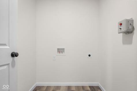 8087 W 300 S Columbus IN 47201