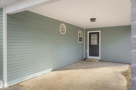 8087 W 300 S Columbus IN 47201