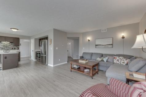 5809 Silver Oaks Drive Indianapolis IN 46237