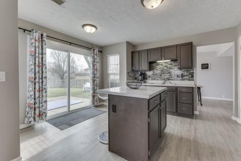 5809 Silver Oaks Drive Indianapolis IN 46237