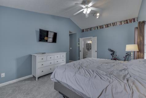 5809 Silver Oaks Drive Indianapolis IN 46237