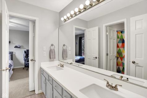 826 N Lanyard Drive Cicero IN 46034