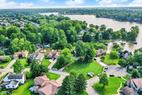 826 N Lanyard Drive Cicero IN 46034