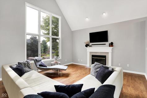 826 N Lanyard Drive Cicero IN 46034