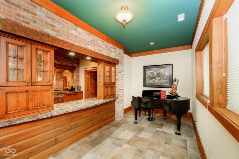 8358 Hidden Point Drive Indianapolis IN 46256