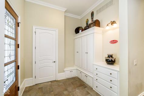 8358 Hidden Point Drive Indianapolis IN 46256