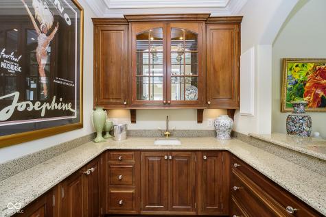 8358 Hidden Point Drive Indianapolis IN 46256