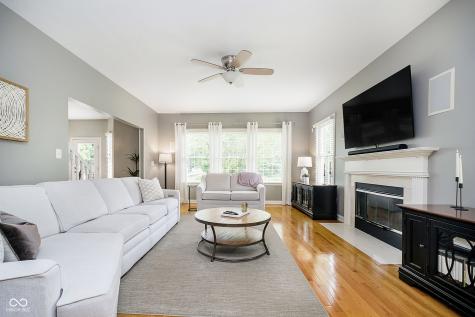 10144 Water Crest Drive Fishers IN 46038