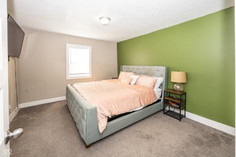 2021 Hillside Avenue Indianapolis IN 46218