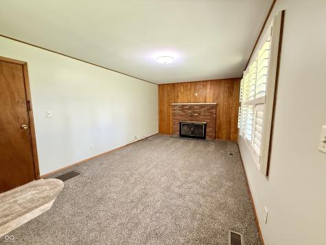 2005 W State Road 32 Crawfordsville IN 47933